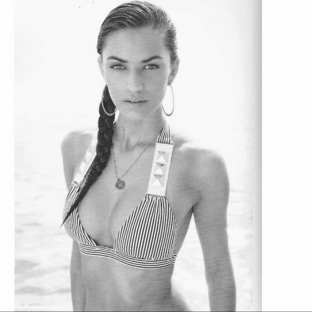Beach Bunny Swimwear Bikini Top